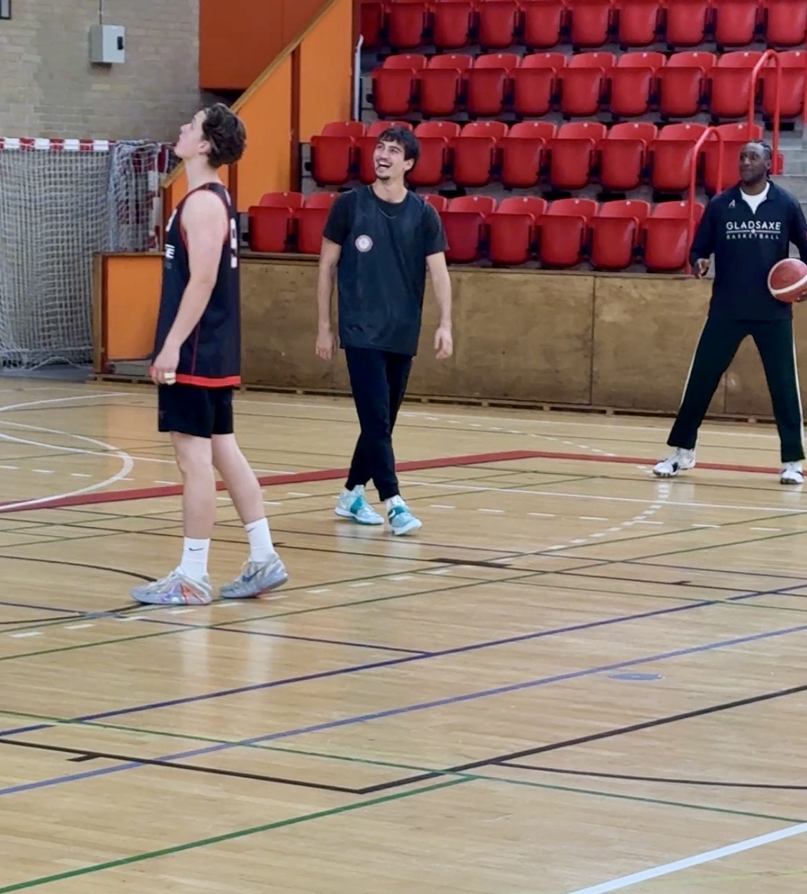Basket-herrer ind i ukendt land